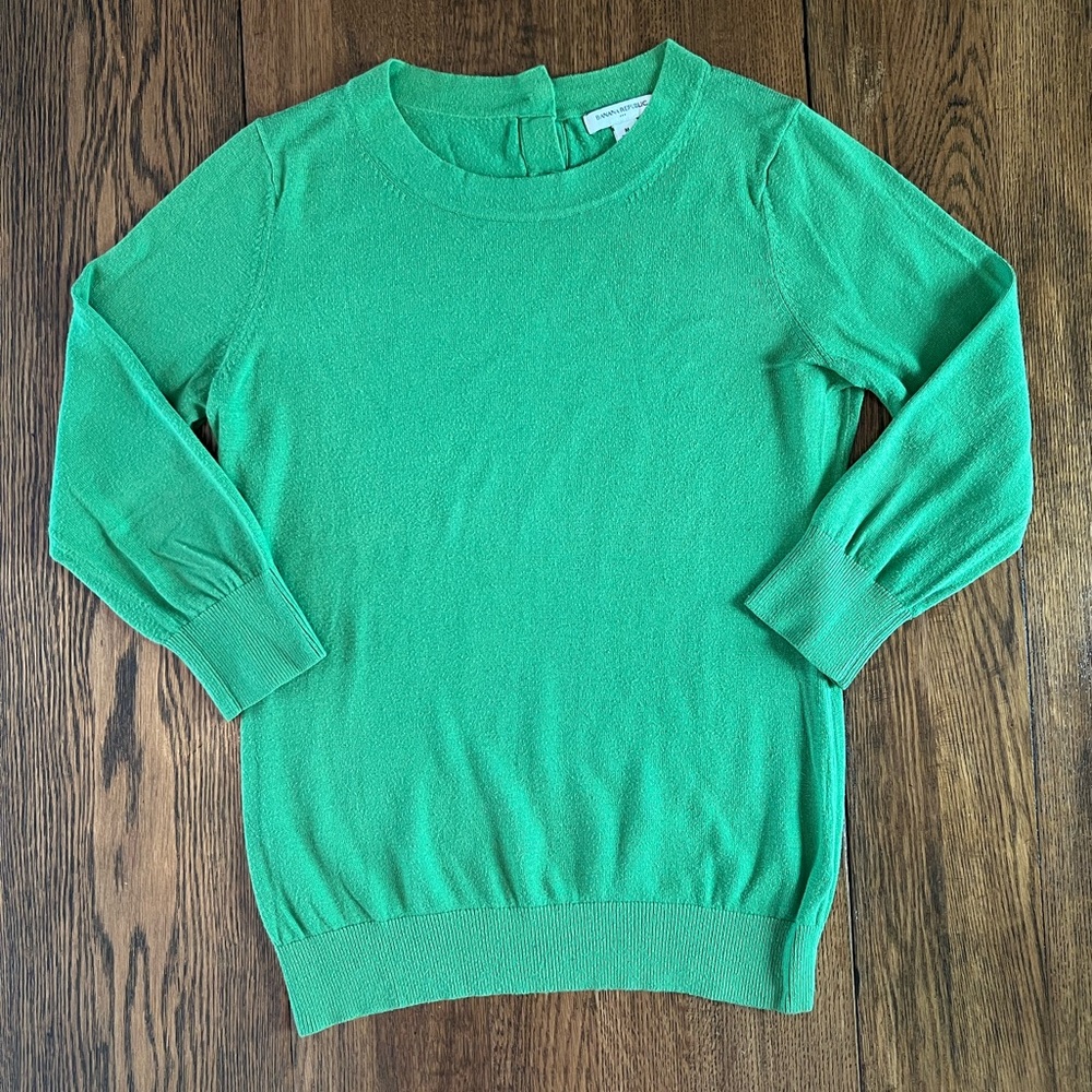 Banana Republic Women’s 3/4 Sleeve Sweater in Bright Kelly Green size Medium